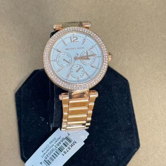 Michael Kors MK5781 Women's Everest Gold Stainless-Steel Quartz Fashion Watch - Picture 2 of 5